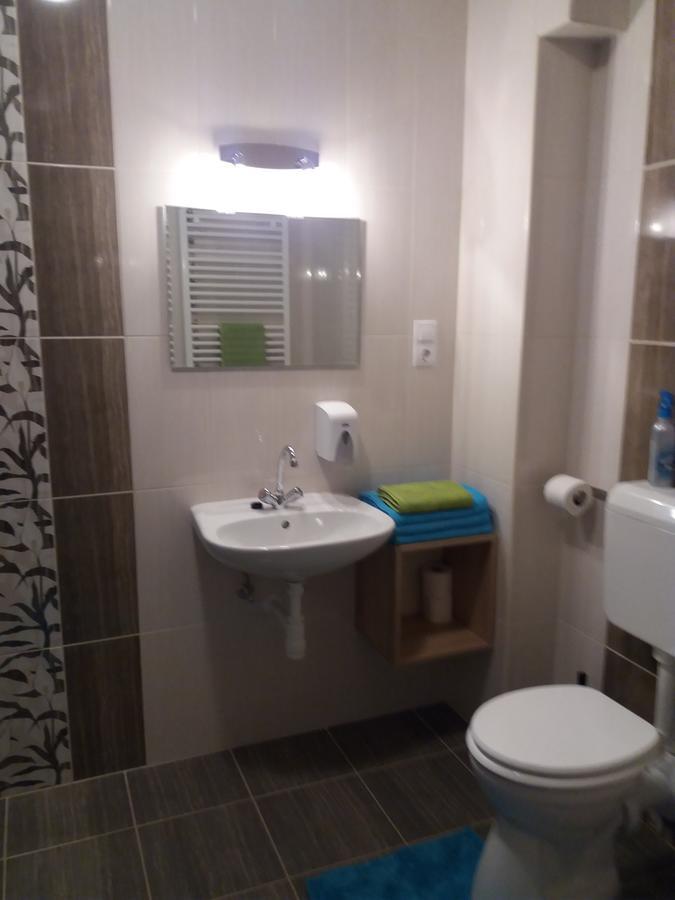Tahiti Apartman Hajdúszoboszló Extérieur photo